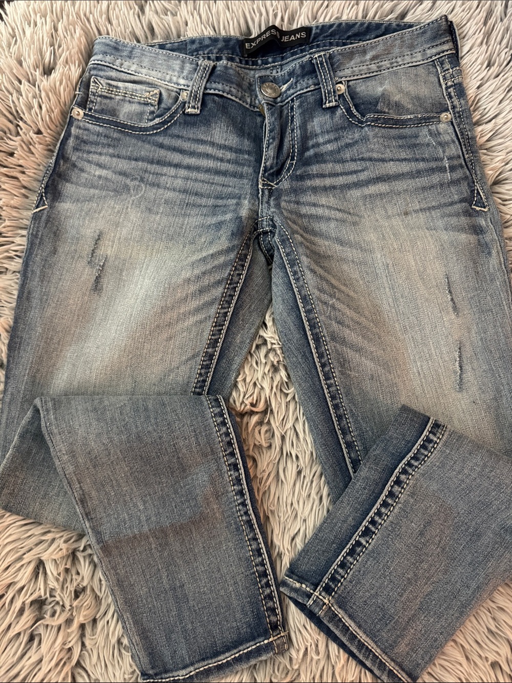 Express Women's Light-Medium Blue Boyfriend Jeans